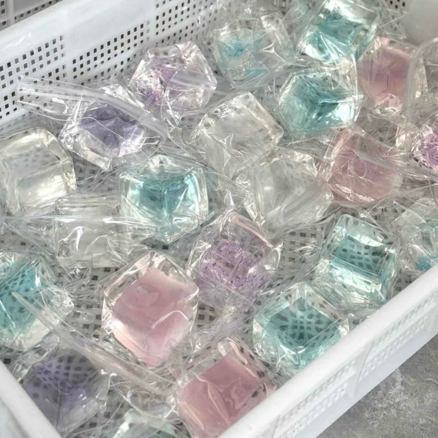 250g Handmade Transparent Ice Cube Taba Squishy Toy (flowing Liquid in The Middle)