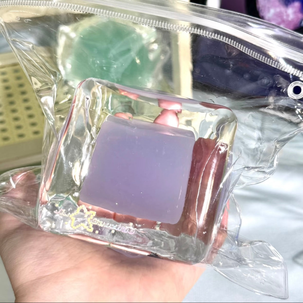 250g Handmade Transparent Ice Cube Taba Squishy Toy (flowing Liquid in The Middle)