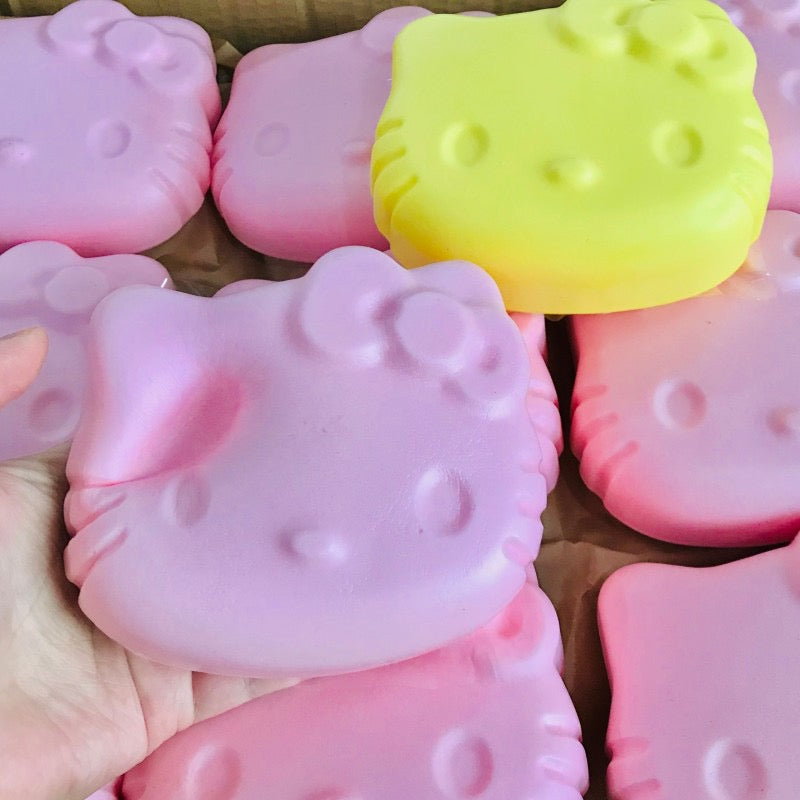 Slow Rising Squishy Kitty Stress Relief Decompression Toy