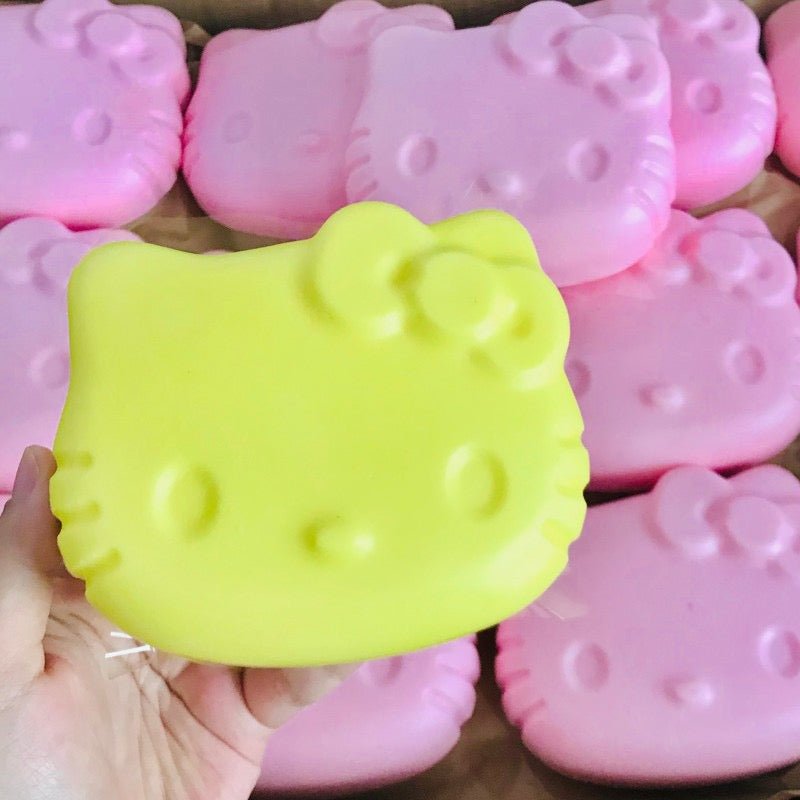 Slow Rising Squishy Kitty Stress Relief Decompression Toy