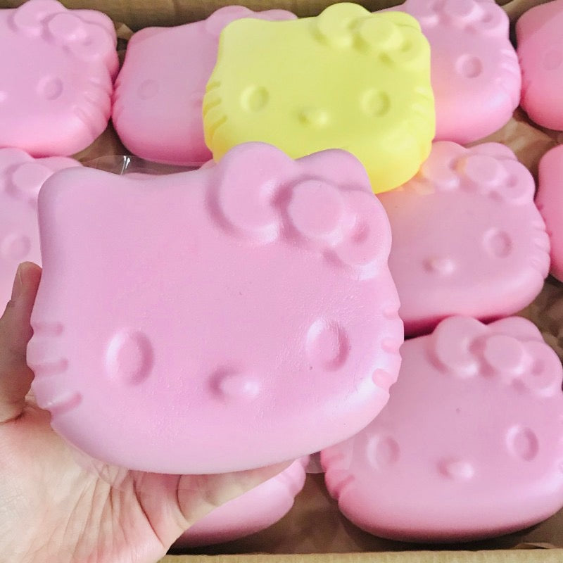 Slow Rising Squishy Kitty Stress Relief Decompression Toy