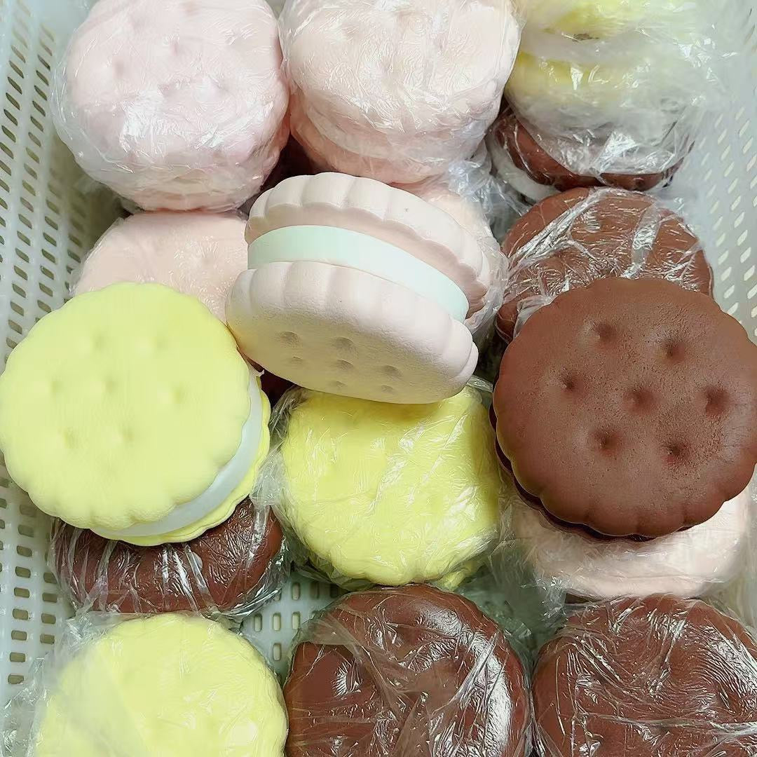Slow Rising Squishy Biscuit Stress Relief Decompression Toy