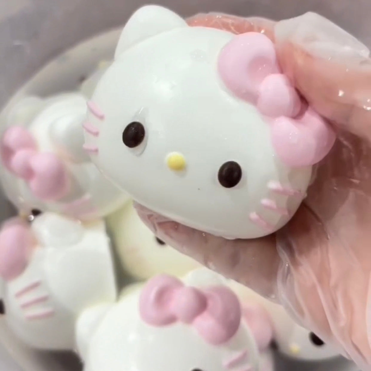 133g Hello Kitty Taba Squishy Toy