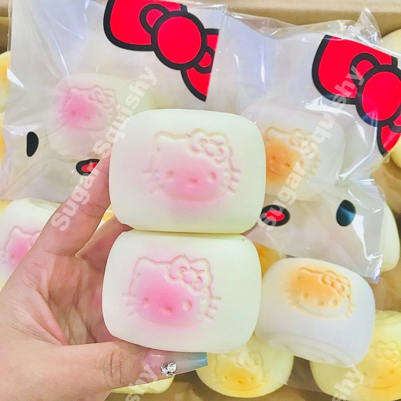 Slow Rising Squishy Kitty Bread Stress Relief Decompression Toy - Random Color