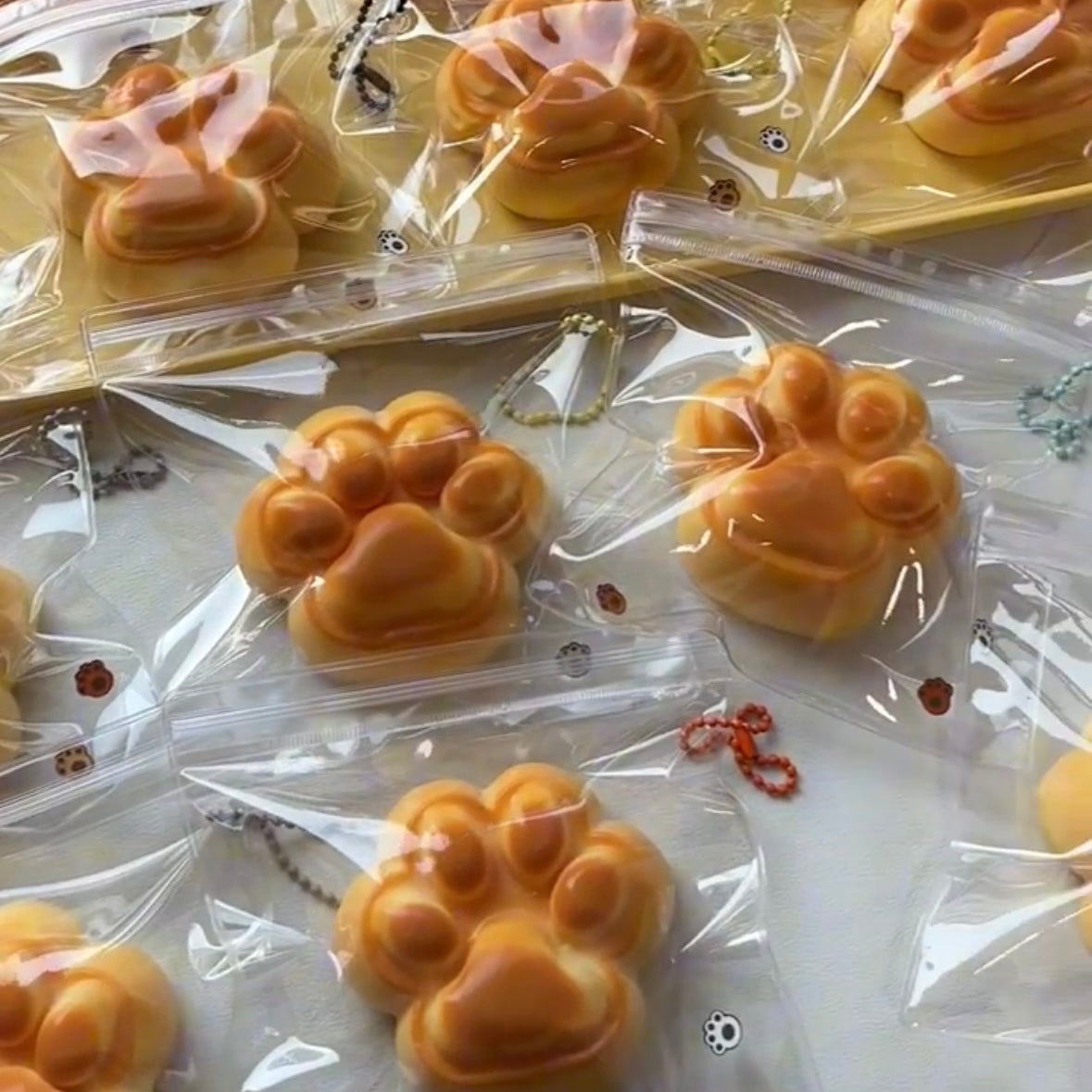 Caramel Cat's Paw Taba Squishy Toy - Christmas Series