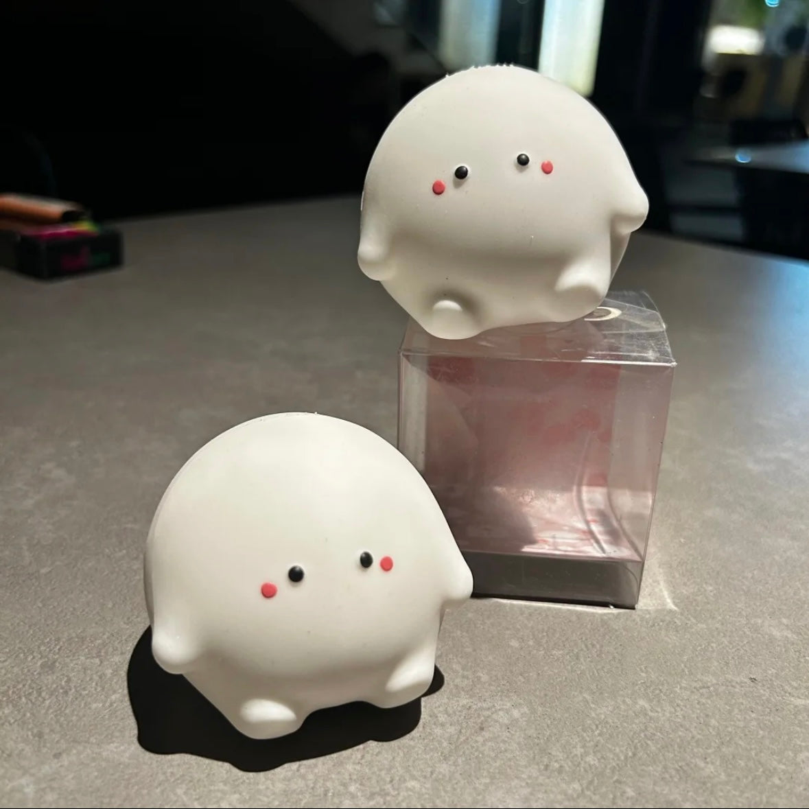 Slow Rising Squishy White Pet Stress Relief Decompression Toy