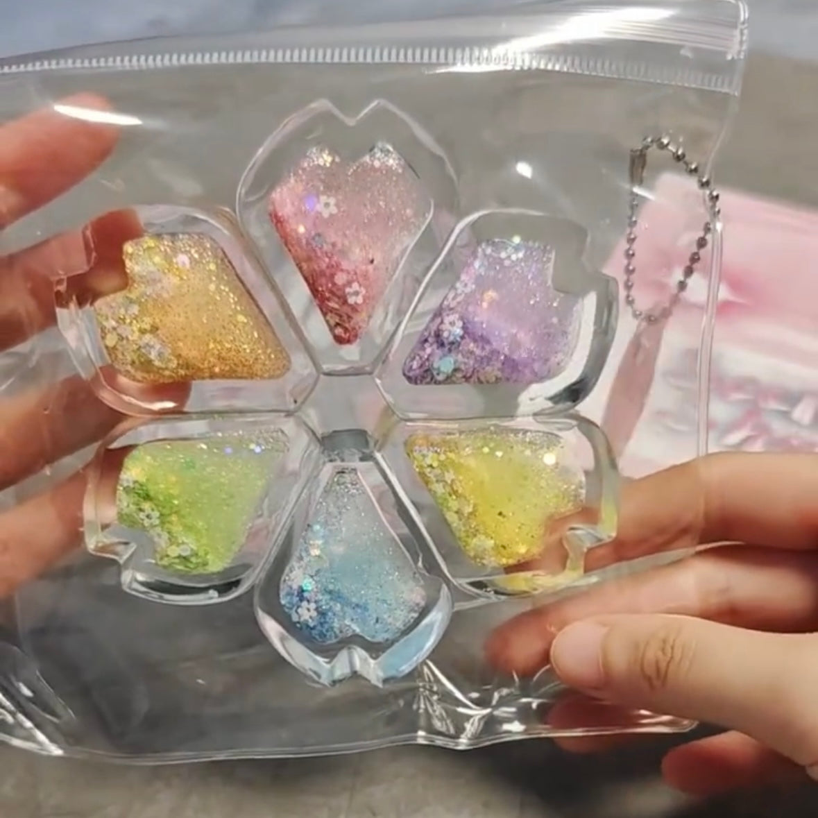 Transparent Seven-color Flower Taba Squishy Toy
