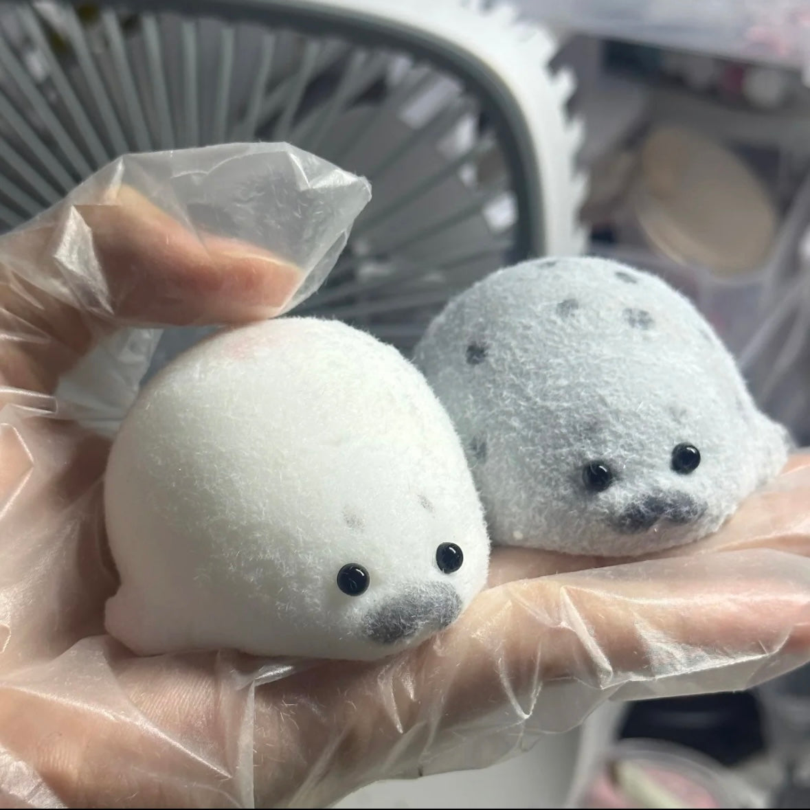 Small Baby Seal Taba Squishy Toy