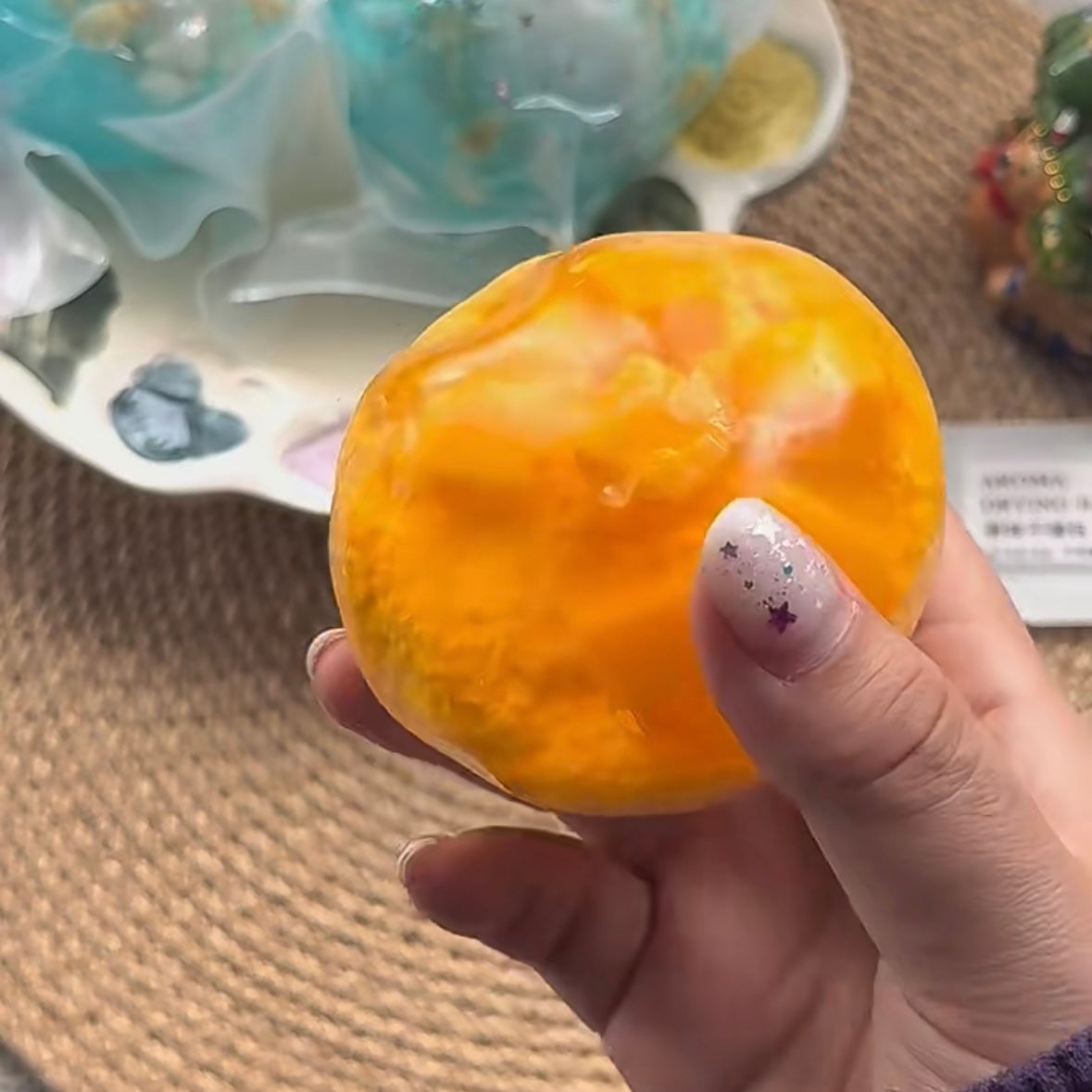 Mango Crisp Satisfying Sound Stress Ball Squishy Stress Relief Decompression Toy