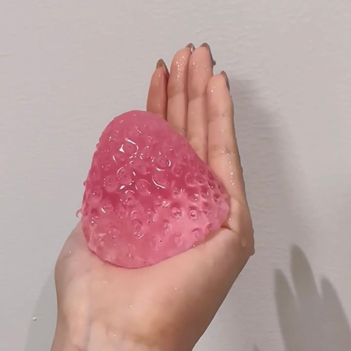 120g Pink Transparent Strawberry Taba Squishy Toy