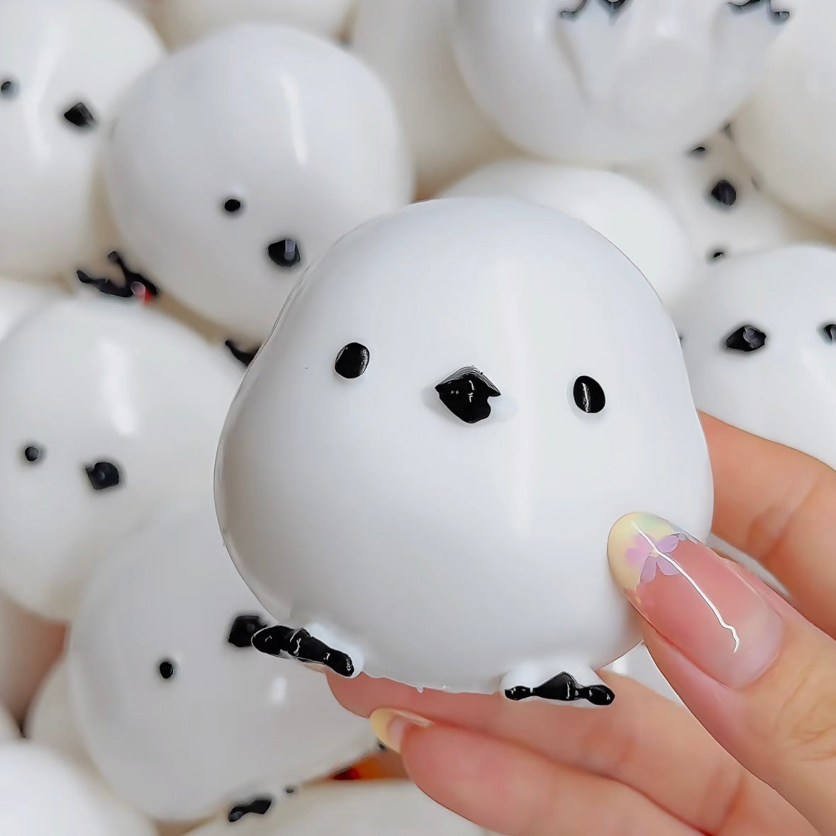 Crunchy White Chicks Bead & Clay Base Stress Ball Squishy Stress Relief Decompression Toy