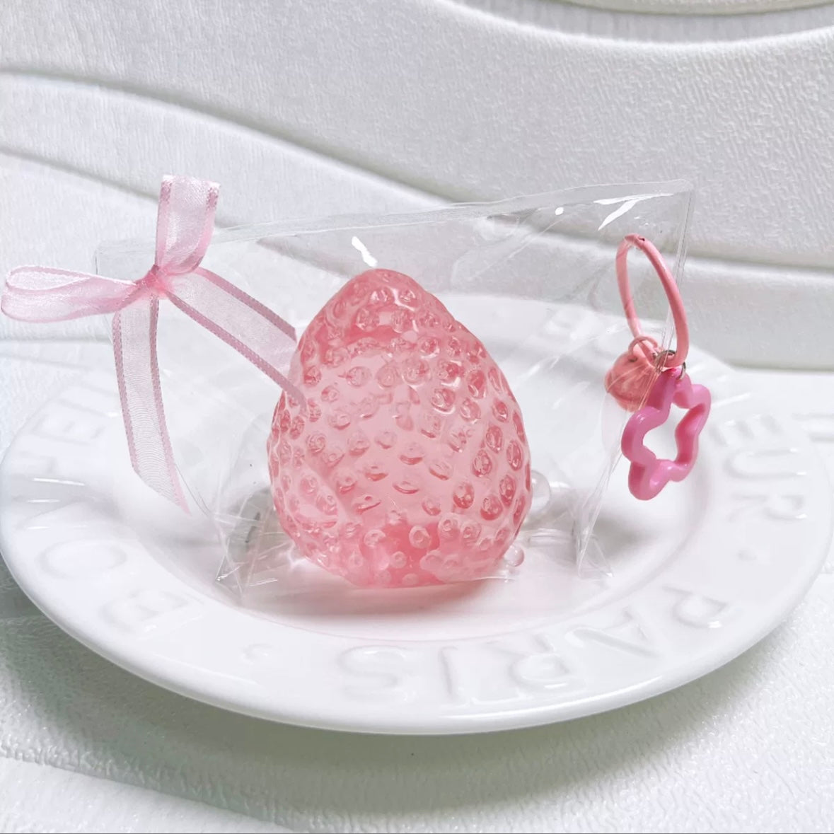 120g Pink Transparent Strawberry Taba Squishy Toy