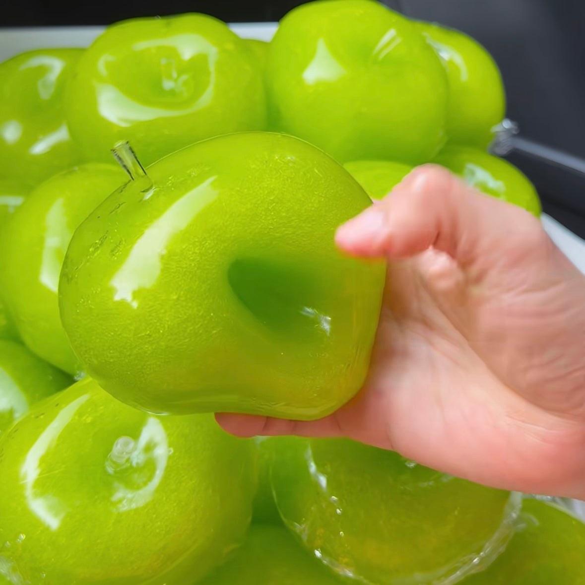 Crisp Satisfying Sound Stress Ball Collection Relief Decompression Toy