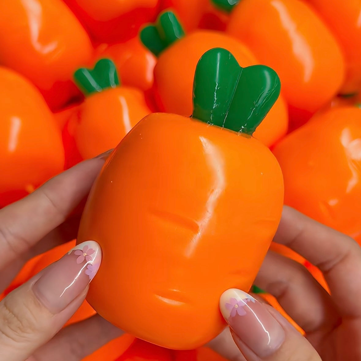 Crunchy Carrot Shape Bead & Clay Base Stress Ball Squishy Stress Relief Decompression Toy